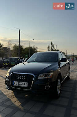 Внедорожник / Кроссовер Audi Q5 2015 в 