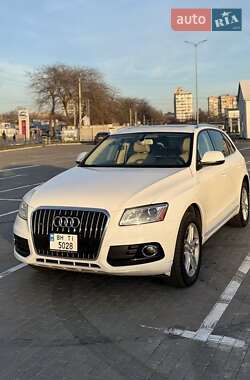 Внедорожник / Кроссовер Audi Q5 2012 в 