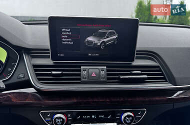 Внедорожник / Кроссовер Audi Q5 2017 в 