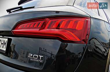 Внедорожник / Кроссовер Audi Q5 2017 в 