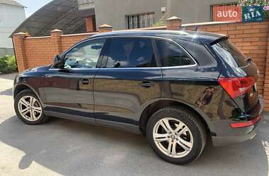 Внедорожник / Кроссовер Audi Q5 2013 в 