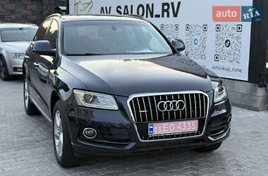 Внедорожник / Кроссовер Audi Q5 2016 в 