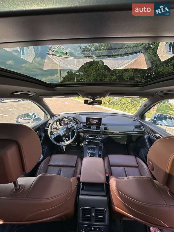 Внедорожник / Кроссовер Audi Q5 2017 в Киеве