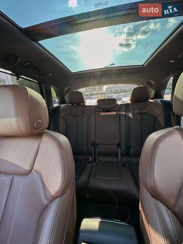 Внедорожник / Кроссовер Audi Q5 2017 в Киеве
