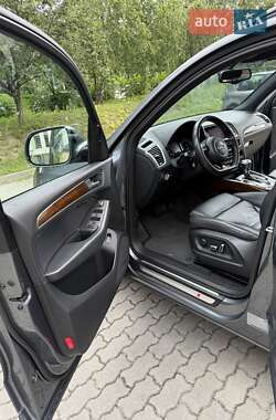 Внедорожник / Кроссовер Audi Q5 2015 в 