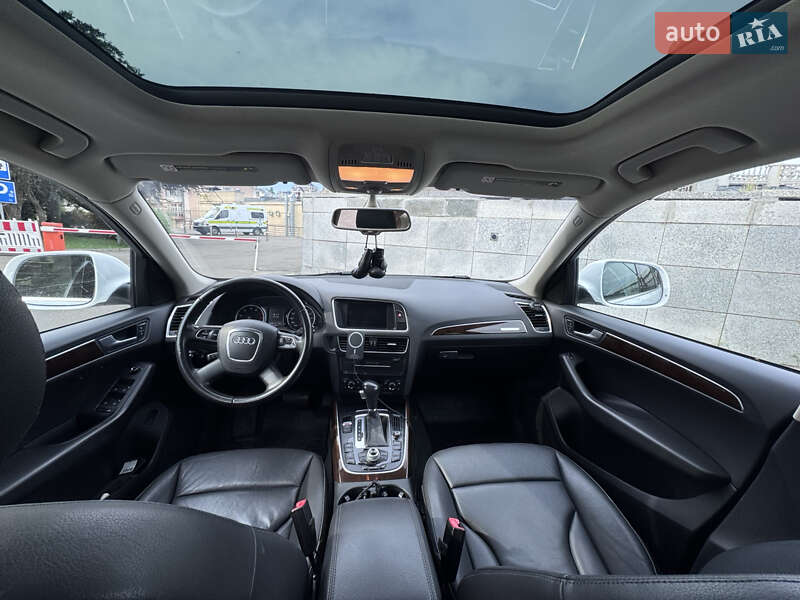 Внедорожник / Кроссовер Audi Q5 2012 в Киеве