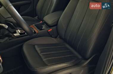 Внедорожник / Кроссовер Audi Q5 2022 в 