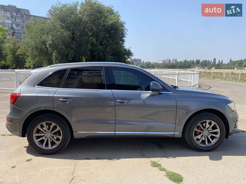 Внедорожник / Кроссовер Audi Q5 2012 в Одессе