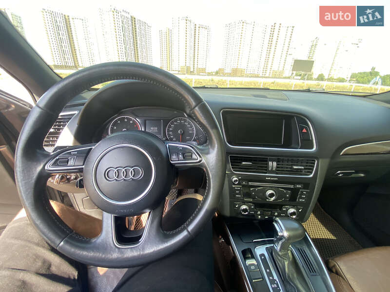 Внедорожник / Кроссовер Audi Q5 2012 в Одессе