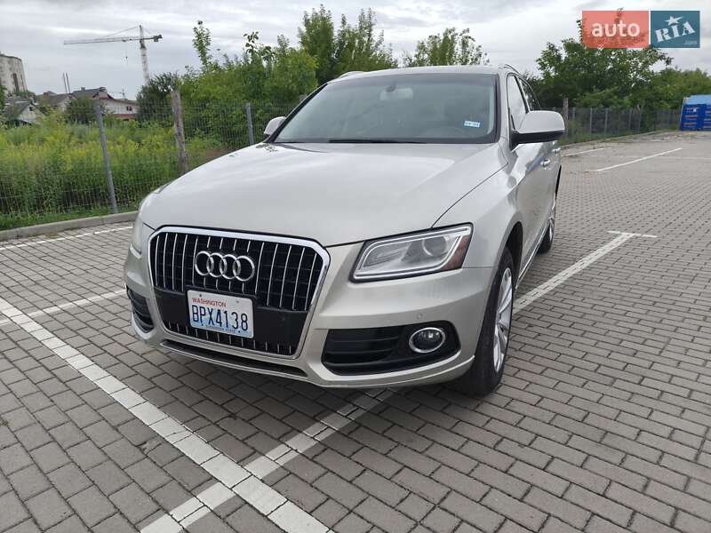 Внедорожник / Кроссовер Audi Q5 2012 в 
