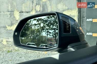 Внедорожник / Кроссовер Audi Q5 2017 в 