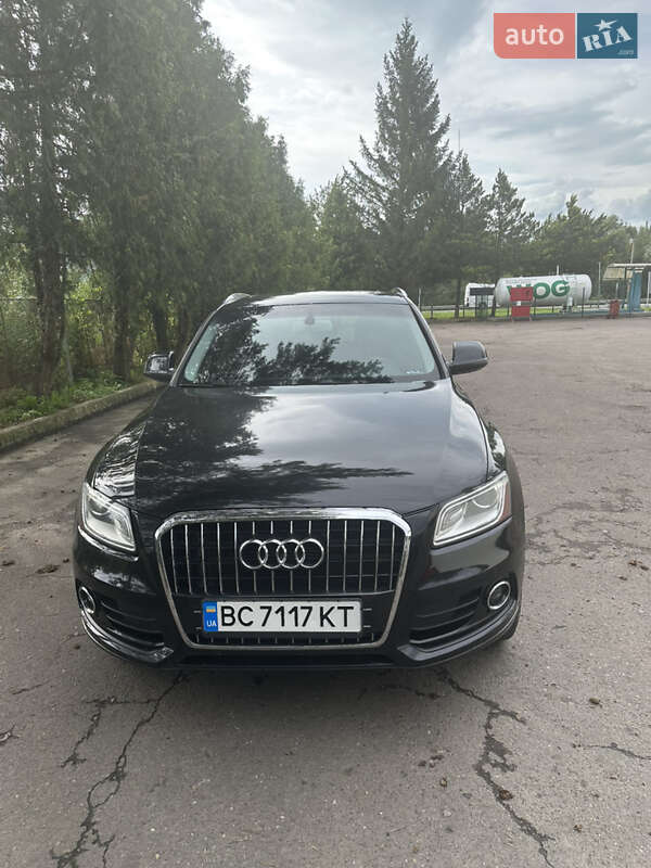 Позашляховик / Кросовер Audi Q5 2014 в Сколе