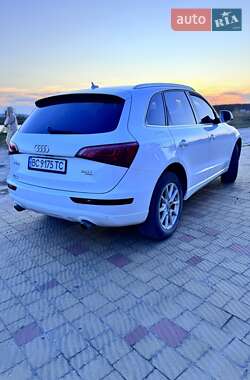 Внедорожник / Кроссовер Audi Q5 2011 в 