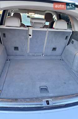 Внедорожник / Кроссовер Audi Q5 2011 в 