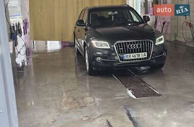 Внедорожник / Кроссовер Audi Q5 2015 в 