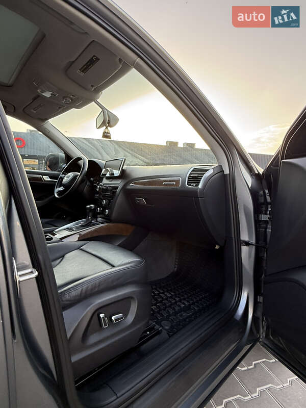 Позашляховик / Кросовер Audi Q5 2016 в Вознесенську