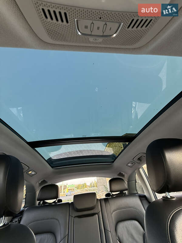 Позашляховик / Кросовер Audi Q5 2016 в Вознесенську