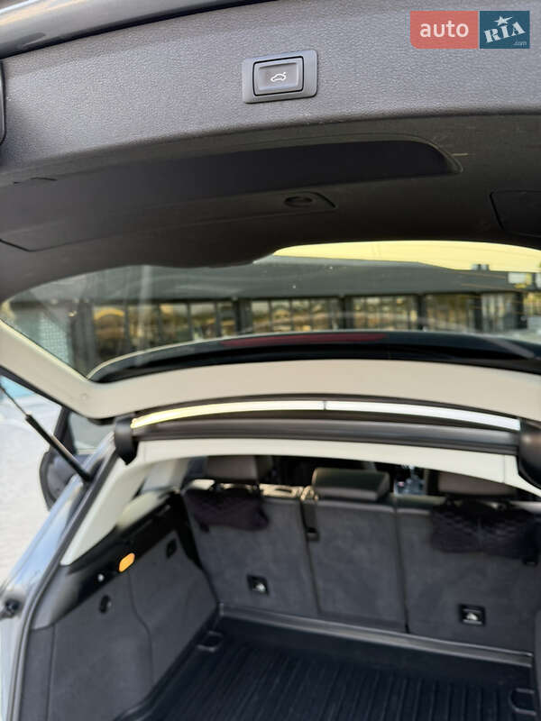 Позашляховик / Кросовер Audi Q5 2016 в Вознесенську