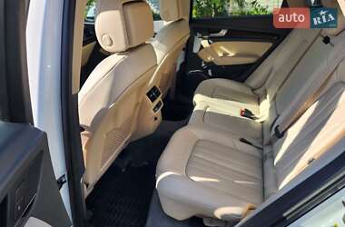 Внедорожник / Кроссовер Audi Q5 2019 в 