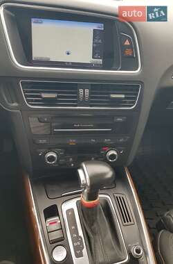 Позашляховик / Кросовер Audi Q5 2014 в 
