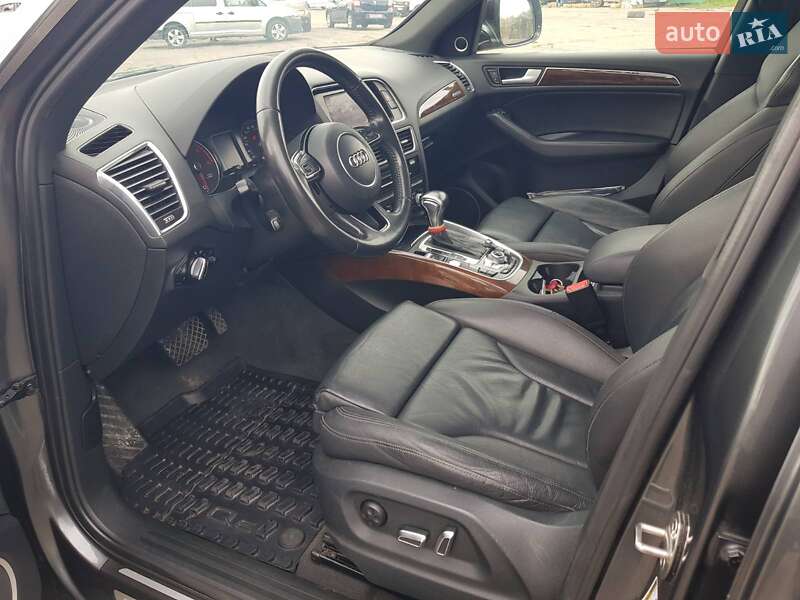 Позашляховик / Кросовер Audi Q5 2014 в Рівному