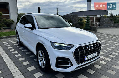 Внедорожник / Кроссовер Audi Q5 2020 в 
