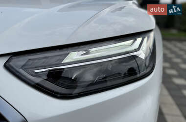 Внедорожник / Кроссовер Audi Q5 2020 в 