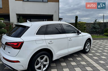 Внедорожник / Кроссовер Audi Q5 2020 в 