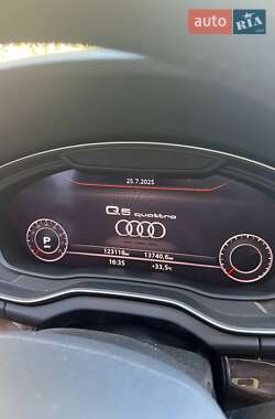 Внедорожник / Кроссовер Audi Q5 2019 в 