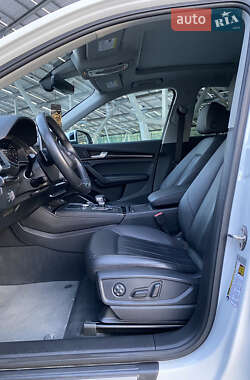 Внедорожник / Кроссовер Audi Q5 2019 в 