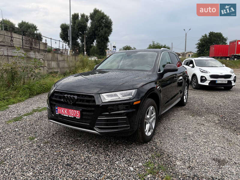Позашляховик / Кросовер Audi Q5 2017 в Києві