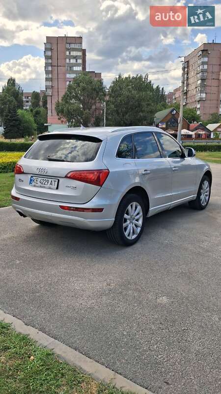 Внедорожник / Кроссовер Audi Q5 2009 в Зачепиловке