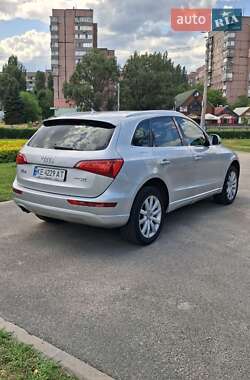 Внедорожник / Кроссовер Audi Q5 2009 в 