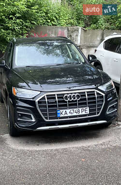 Позашляховик / Кросовер Audi Q5 2020 в Києві