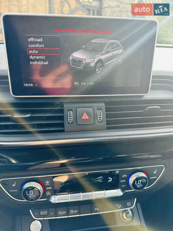 Внедорожник / Кроссовер Audi Q5 2017 в Каменец-Подольском