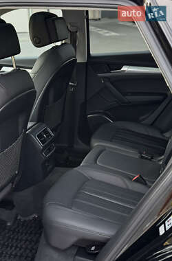 Внедорожник / Кроссовер Audi Q5 2019 в 