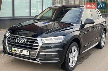 Внедорожник / Кроссовер Audi Q5 2019 в 