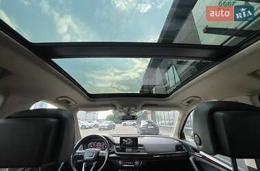 Внедорожник / Кроссовер Audi Q5 2019 в 