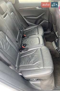Внедорожник / Кроссовер Audi Q5 2011 в 