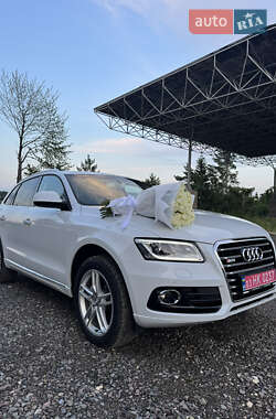 Внедорожник / Кроссовер Audi Q5 2016 в 
