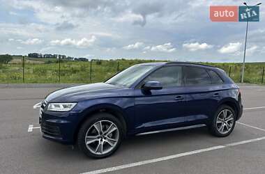 Внедорожник / Кроссовер Audi Q5 2019 в 