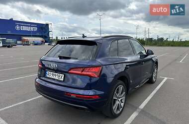 Внедорожник / Кроссовер Audi Q5 2019 в 