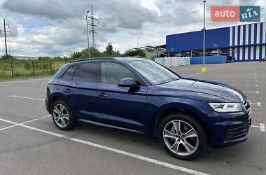 Внедорожник / Кроссовер Audi Q5 2019 в 