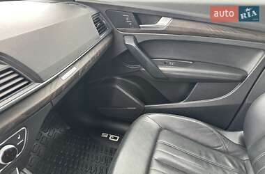 Внедорожник / Кроссовер Audi Q5 2019 в 