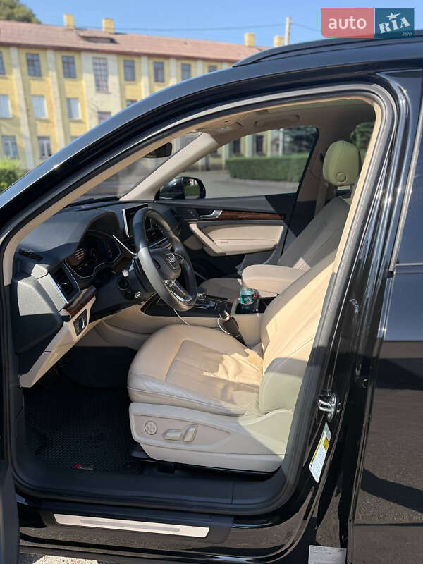 Внедорожник / Кроссовер Audi Q5 2018 в Днепре