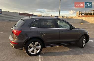 Внедорожник / Кроссовер Audi Q5 2011 в 