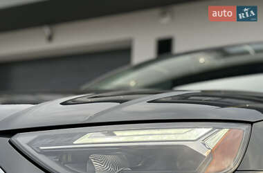 Внедорожник / Кроссовер Audi Q5 2022 в 
