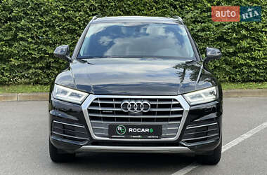 Внедорожник / Кроссовер Audi Q5 2018 в 