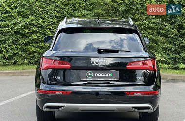 Внедорожник / Кроссовер Audi Q5 2018 в 