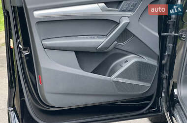 Внедорожник / Кроссовер Audi Q5 2018 в 